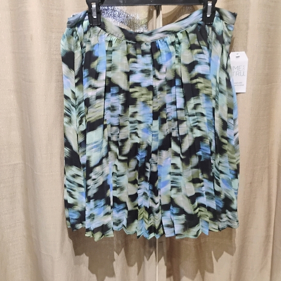 Time And Tru Multi Colored Pleated Dress SZ 16 NWT - Picture 7 of 7